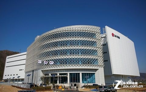 缓冲设置防地震 探秘韩国最大数据中心 